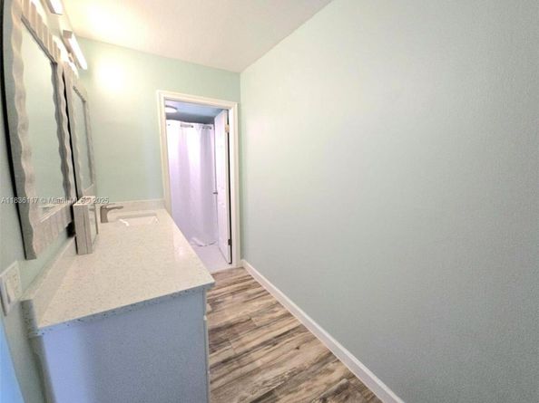 1147 Hillsboro Mile 605, Hillsboro Beach FL 33062