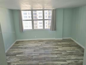 1147 Hillsboro Mile 605, Hillsboro Beach FL 33062