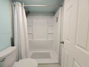 1147 Hillsboro Mile 605, Hillsboro Beach FL 33062