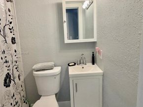 598 E 41st St, Hialeah FL 33013