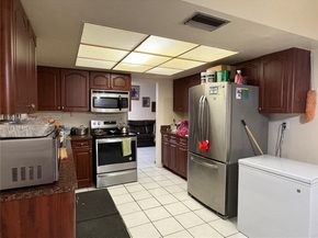 4541 NW 23rd St, Lauderhill FL 33313