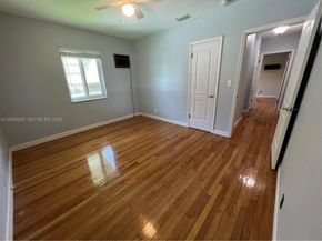 432 Palmetto Dr, Miami Springs FL 33166