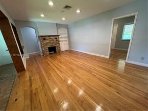 432 Palmetto Dr, Miami Springs FL 33166