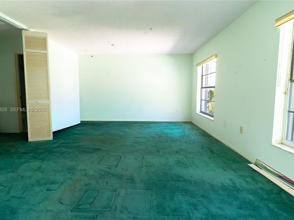 10352 NW 46th St, Doral FL 33178