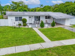 870 NW 170th Ter, Miami Gardens FL 33169