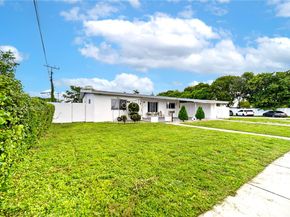 870 NW 170th Ter, Miami Gardens FL 33169