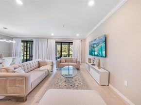 8160 NW 78th St, Tamarac FL 33321