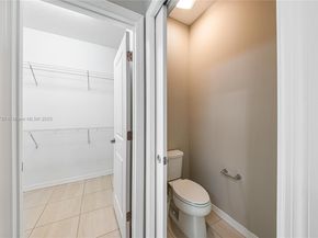 8160 NW 78th St, Tamarac FL 33321