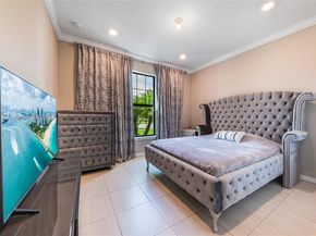 8160 NW 78th St, Tamarac FL 33321