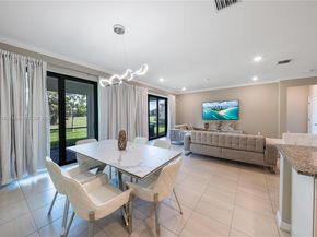 8160 NW 78th St, Tamarac FL 33321