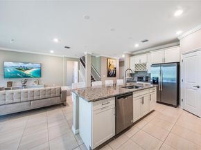 8160 NW 78th St, Tamarac FL 33321
