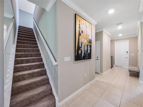 8160 NW 78th St, Tamarac FL 33321