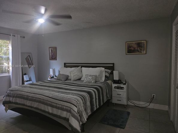 8411 NW 8th St 111, Miami FL 33126