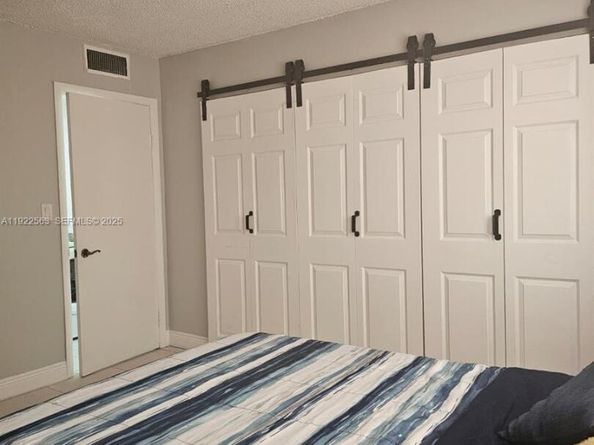 8411 NW 8th St 111, Miami FL 33126