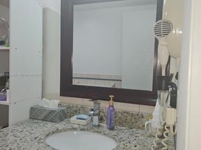 8411 NW 8th St 111, Miami FL 33126