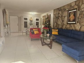 8411 NW 8th St 111, Miami FL 33126