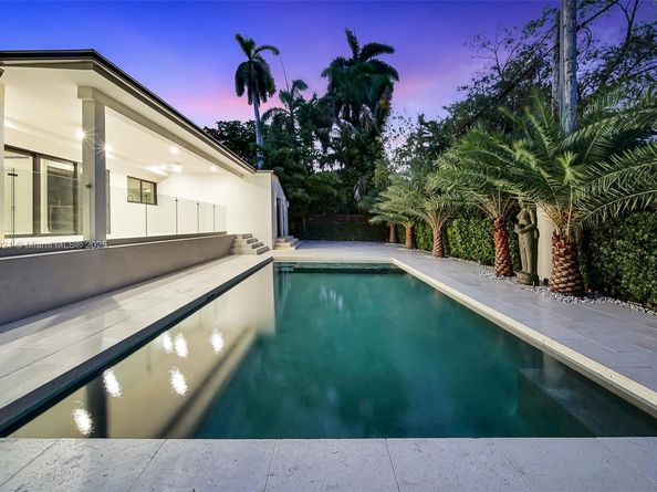 899 NE 71st St, Miami FL 33138