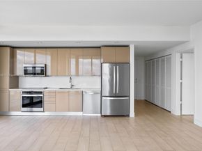 2000 Metropica Way 2504, Sunrise FL 33323