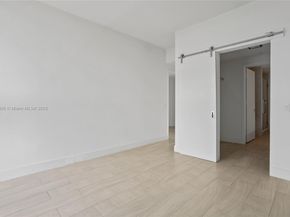 2000 Metropica Way 2504, Sunrise FL 33323