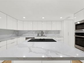 1769 Wa Kee Na Dr, Miami FL 33133