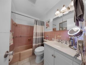 1015 SW 11th Ave 19K, Hallandale Beach FL 33009