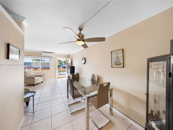 1015 SW 11th Ave 19K, Hallandale Beach FL 33009