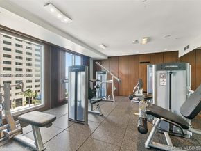 325 S Biscayne Blvd LPH 17, Miami FL 33131