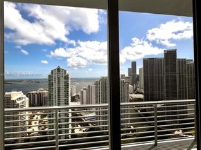 325 S Biscayne Blvd LPH 17, Miami FL 33131