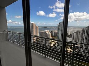 325 S Biscayne Blvd LPH 17, Miami FL 33131