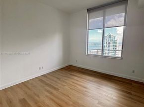 325 S Biscayne Blvd LPH 17, Miami FL 33131