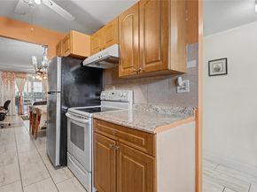 2649 NW 48th Ter 237, Lauderdale Lakes FL 33313