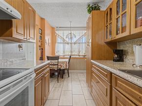 2649 NW 48th Ter 237, Lauderdale Lakes FL 33313