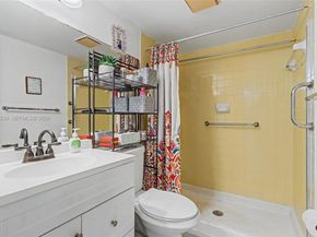 2649 NW 48th Ter 237, Lauderdale Lakes FL 33313