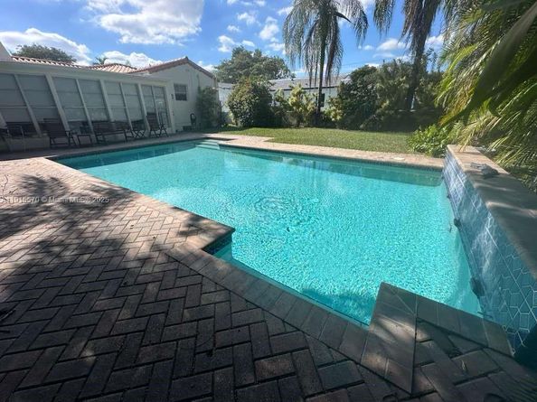 165 NE 98th St, Miami Shores FL 33138