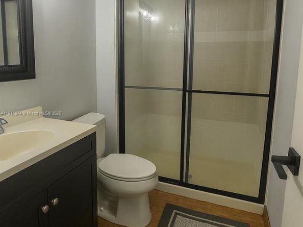 8801 Wiles Rd 307, Coral Springs FL 33067