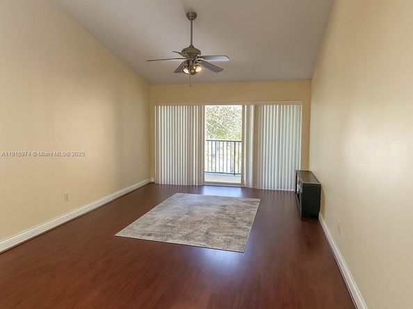 8801 Wiles Rd 307, Coral Springs FL 33067