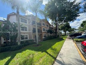 8801 Wiles Rd 307, Coral Springs FL 33067