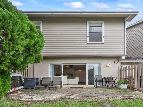 12175 NW 36th Pl, Sunrise FL 33323