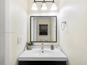 12175 NW 36th Pl, Sunrise FL 33323