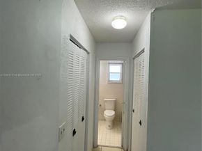 447 NE 195th St 317, Miami FL 33179
