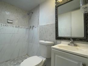 447 NE 195th St 317, Miami FL 33179
