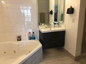 9725 NW 52nd St 407, Doral FL 33178