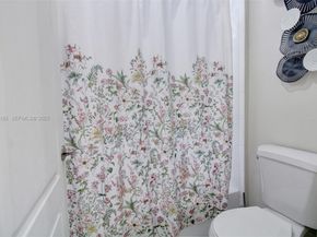 1156 NE 37th Pl, Homestead FL 33033