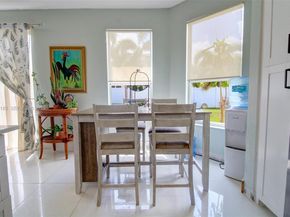 1156 NE 37th Pl, Homestead FL 33033