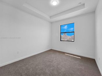 11919 SW 247th Ter