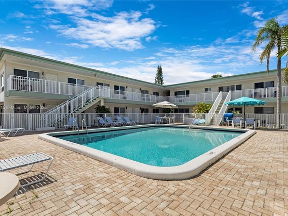 2601 NE 1st St 12, Pompano Beach FL 33062