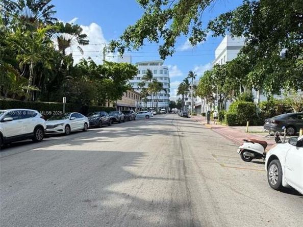 1614 Pennsylvania Ave 1E, Miami Beach FL 33139