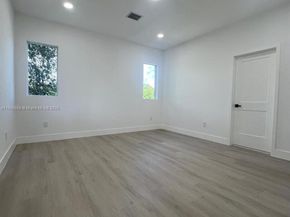 1355 NW 42nd St, Miami FL 33142