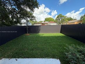 1355 NW 42nd St, Miami FL 33142