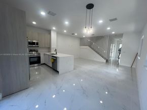 1355 NW 42nd St, Miami FL 33142